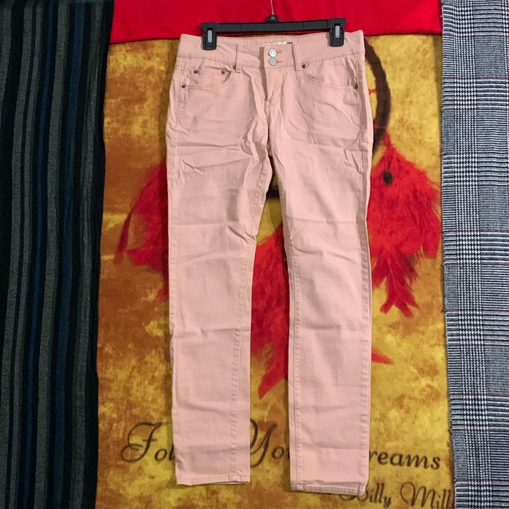 SO-Junior’s pink cotton stretch super skinny leg chino/khaki pants
